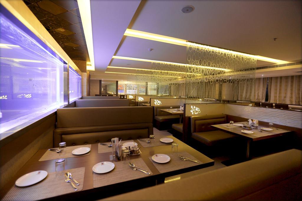 Hotel Sitara Grand Miyapur Hyderabad Luaran gambar