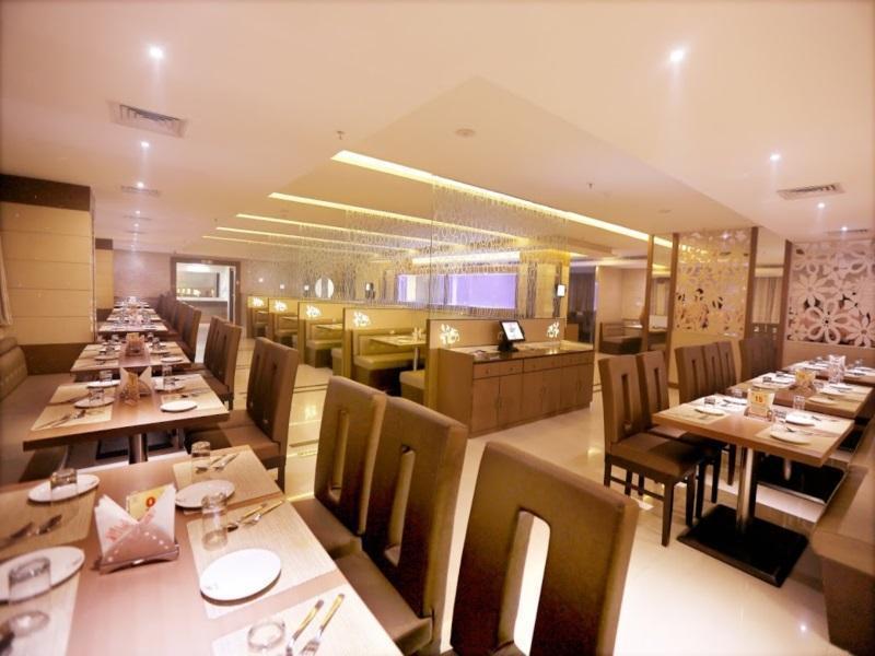 Hotel Sitara Grand Miyapur Hyderabad Luaran gambar