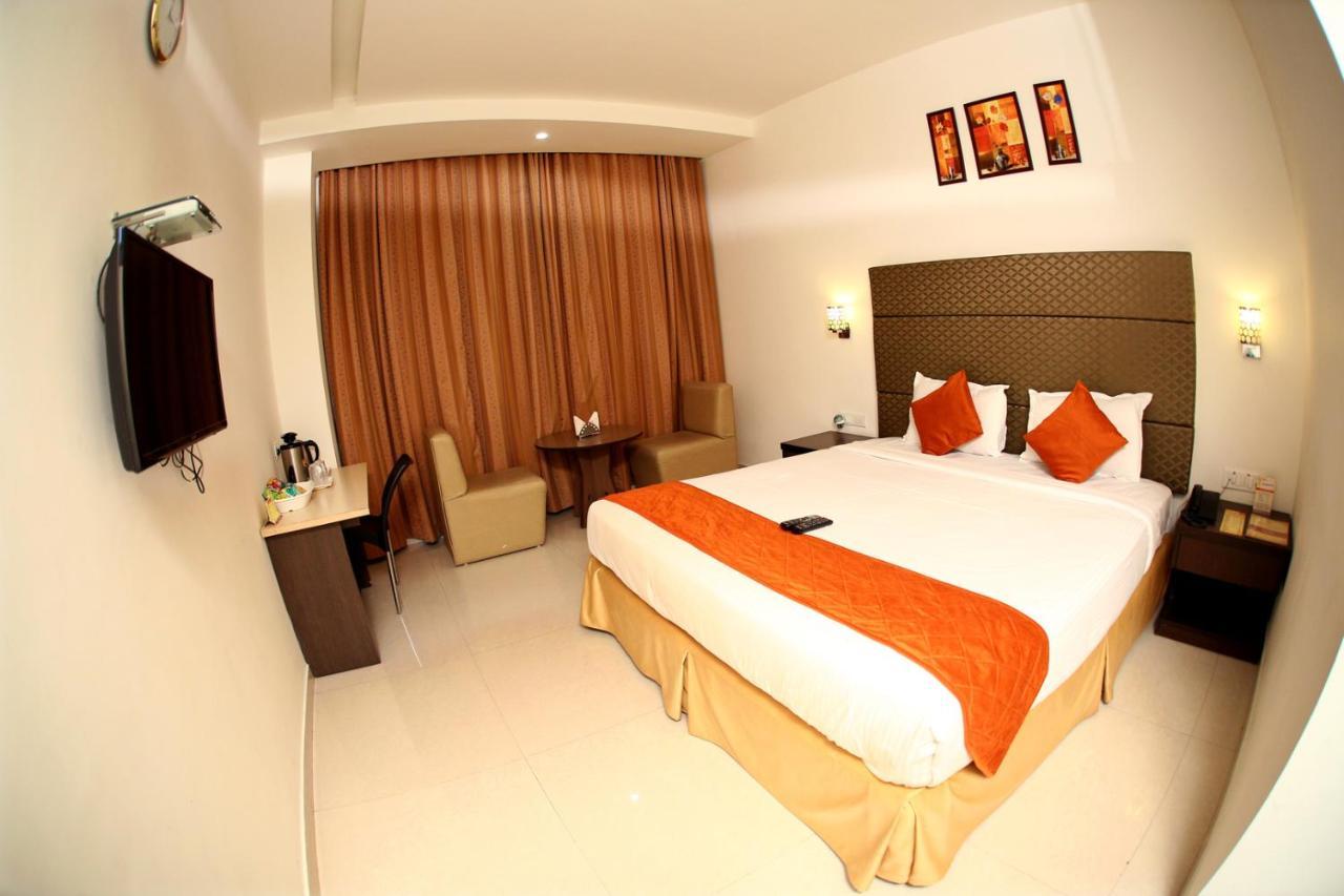 Hotel Sitara Grand Miyapur Hyderabad Luaran gambar